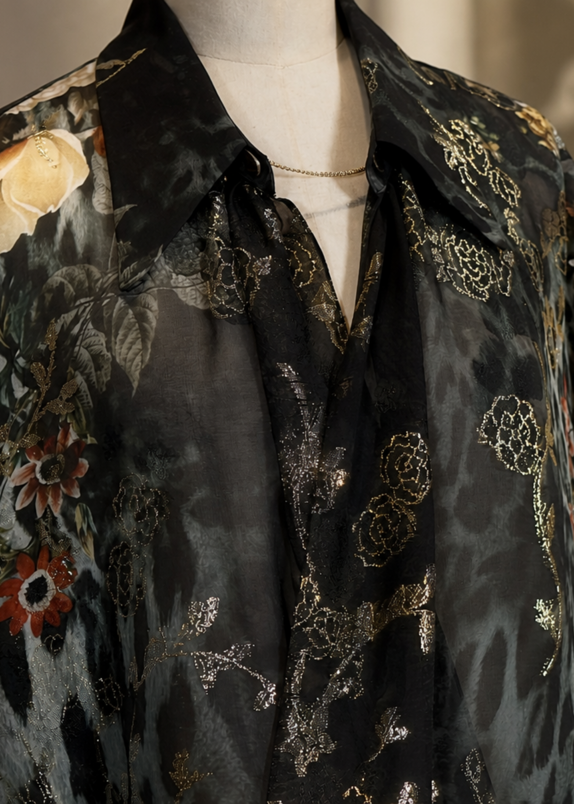 Kleid mit Kragen