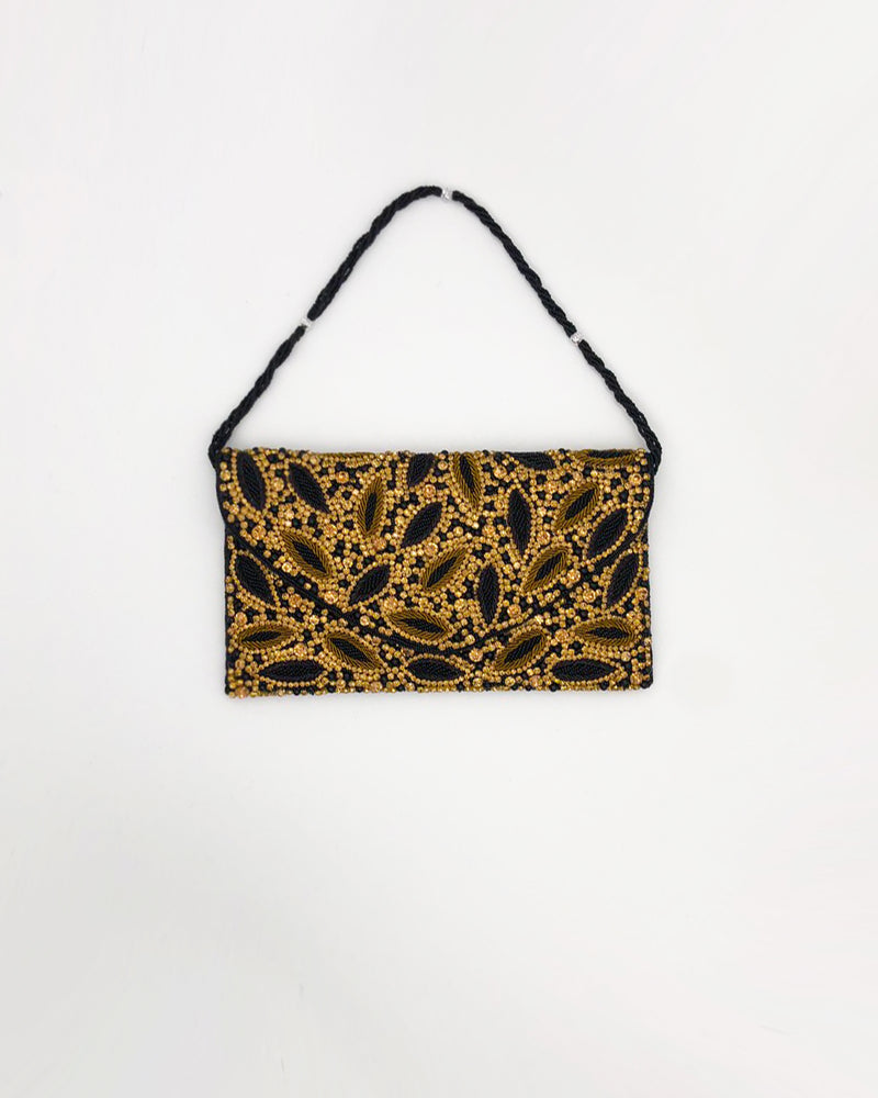 Bestickte Clutch