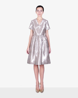 Kleid aus Glanzleinen