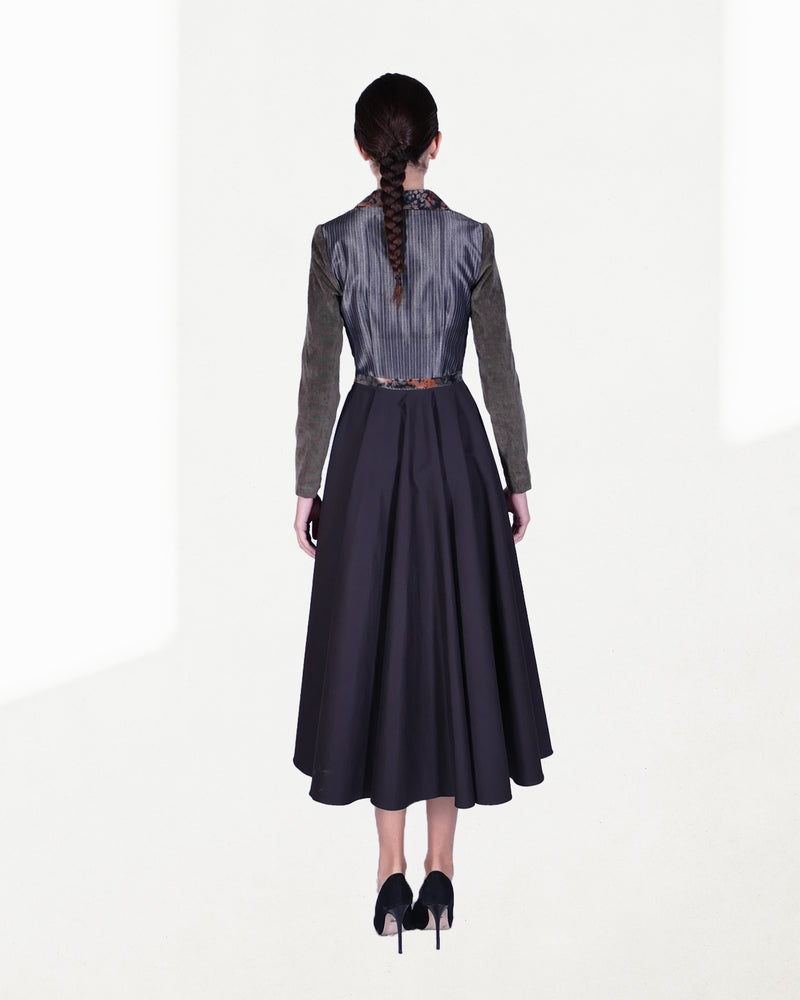 Dress with a button placket and a wide skirt